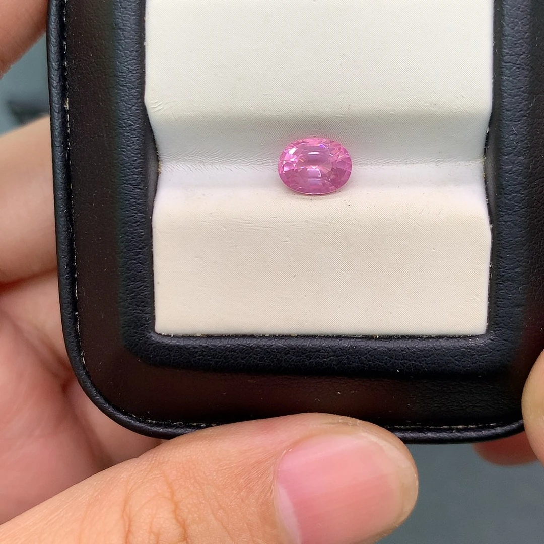 裸石尖晶石1.43克拉马亨盖