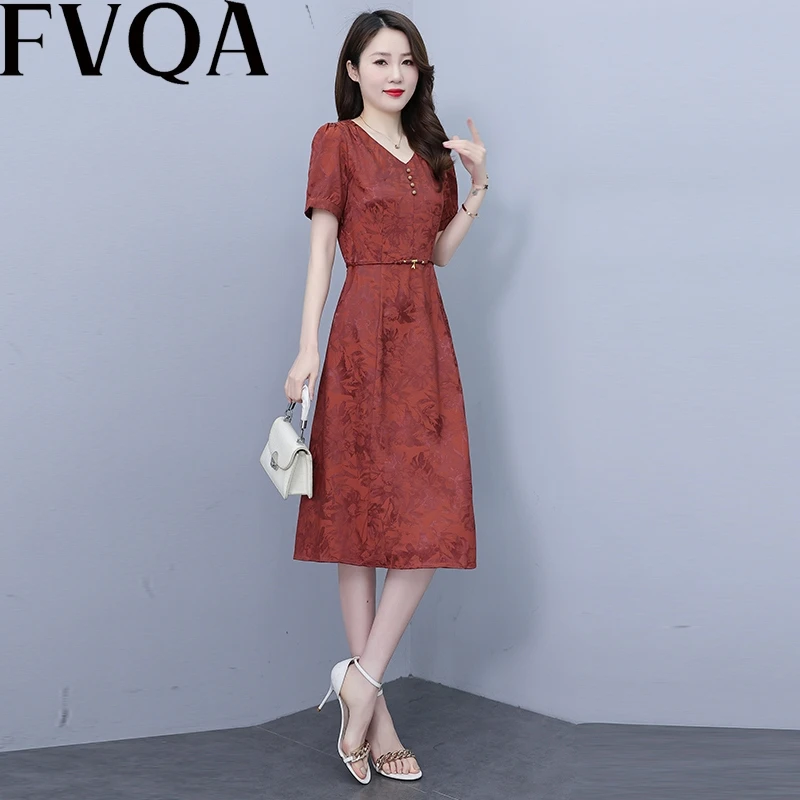 FVQA喜婆婆婚宴装2025新款夏轻奢高级感妈妈礼服遮肚子棉绸领连衣