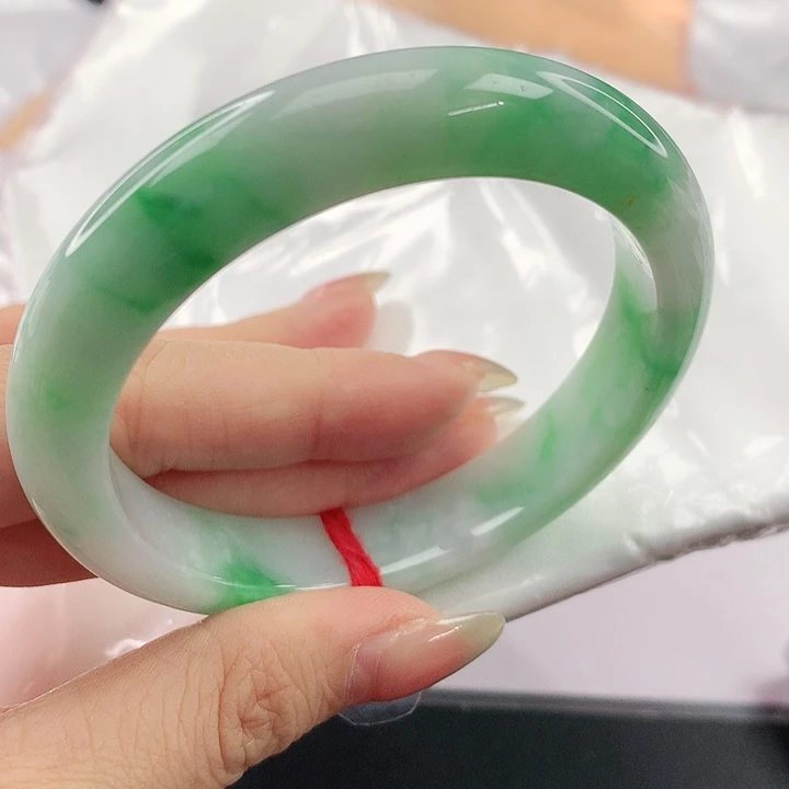 未镶嵌手镯翡翠，161