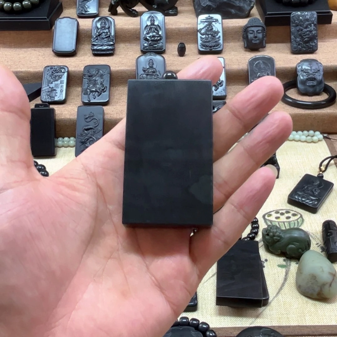 颈饰未镶嵌和田玉（墨玉）4、7钢板意境