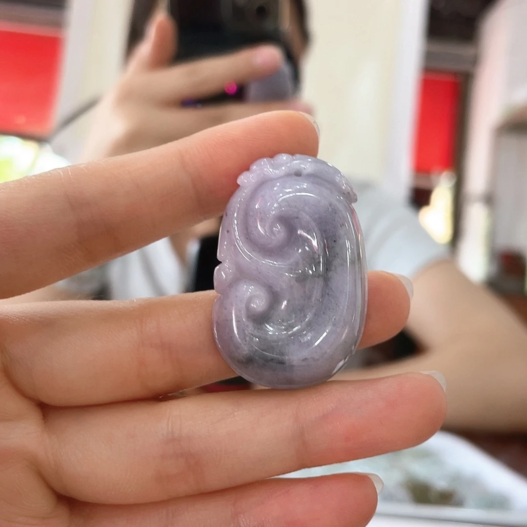 翡翠挂件未镶嵌春色如意