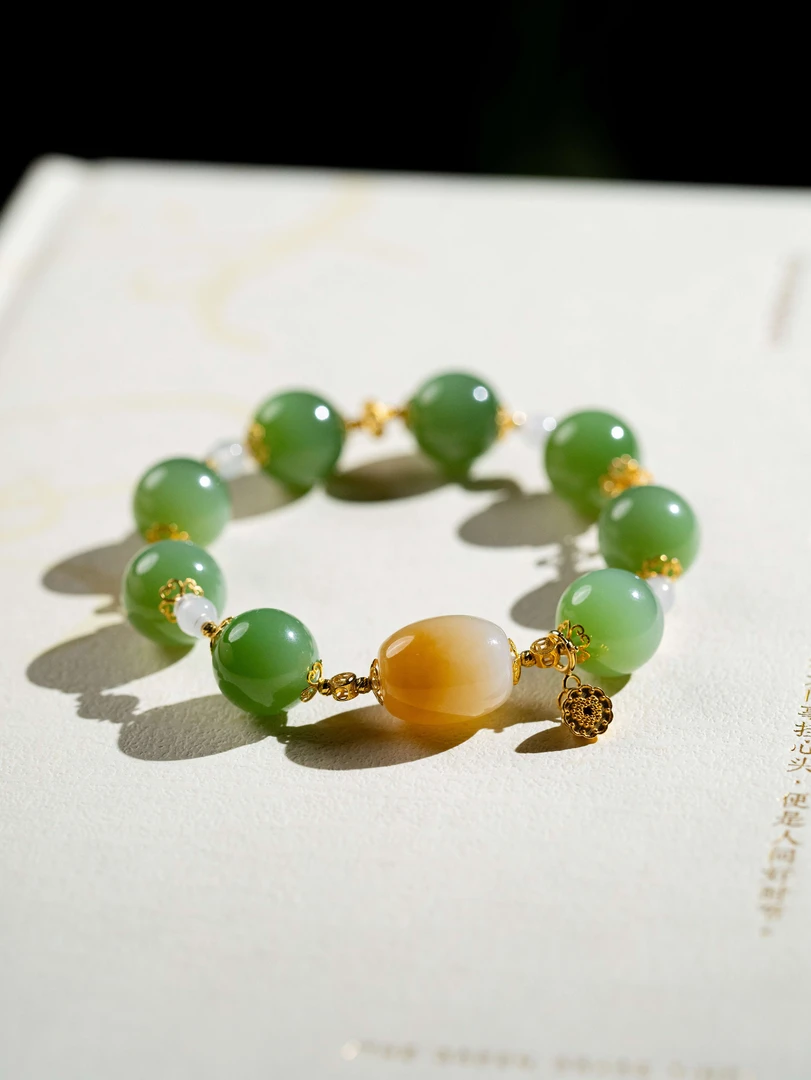 【蓦然】18k金糖白枣珠冰底粉绿和田玉手串12m D0986