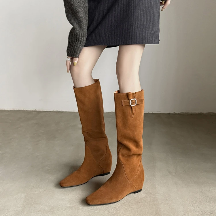 2025美式复古内增高带扣褶皱堆堆西部牛仔靴绒面尖头粗跟高筒