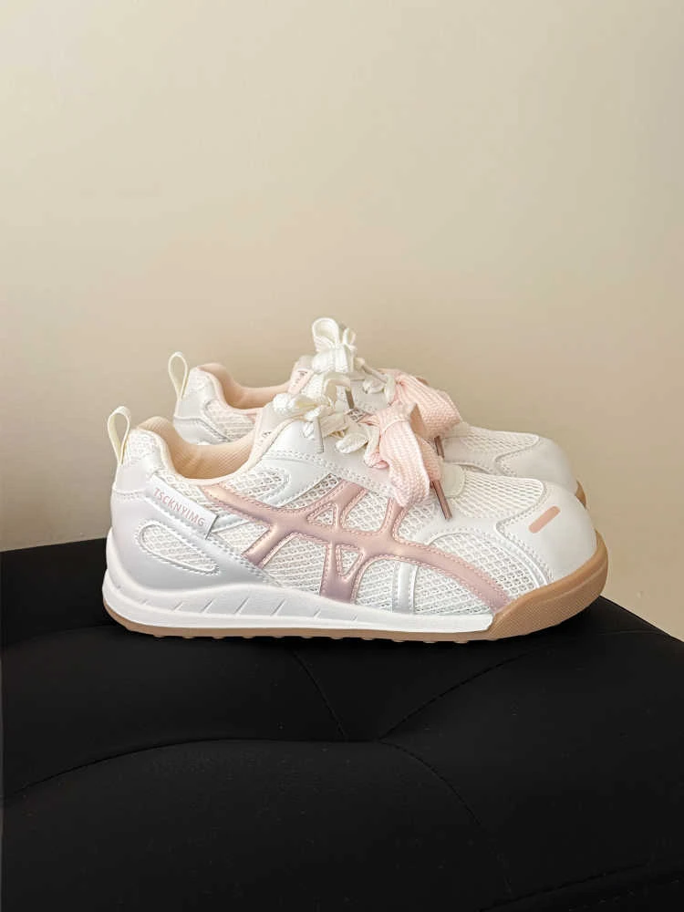 啄木鸟丑萌透气网面小白鞋女2025夏季新款粉色阿甘鞋运动板鞋潮鞋