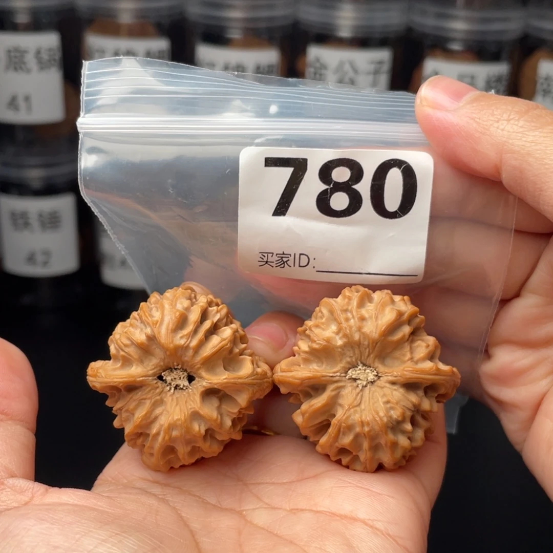 文玩核桃把件39龙门涧