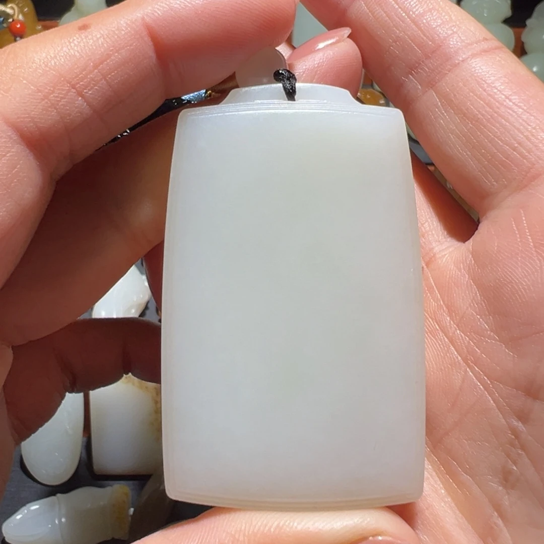 小***锋和田玉未镶嵌颈饰