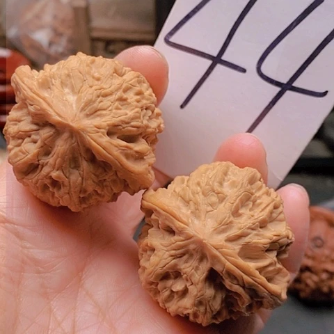 吊坠桃核44全品野牛49克