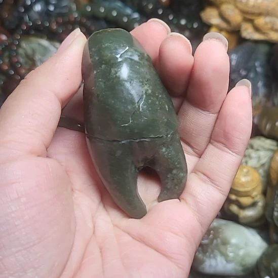 岫岩河磨玉（透闪石质玉）未镶嵌挂件