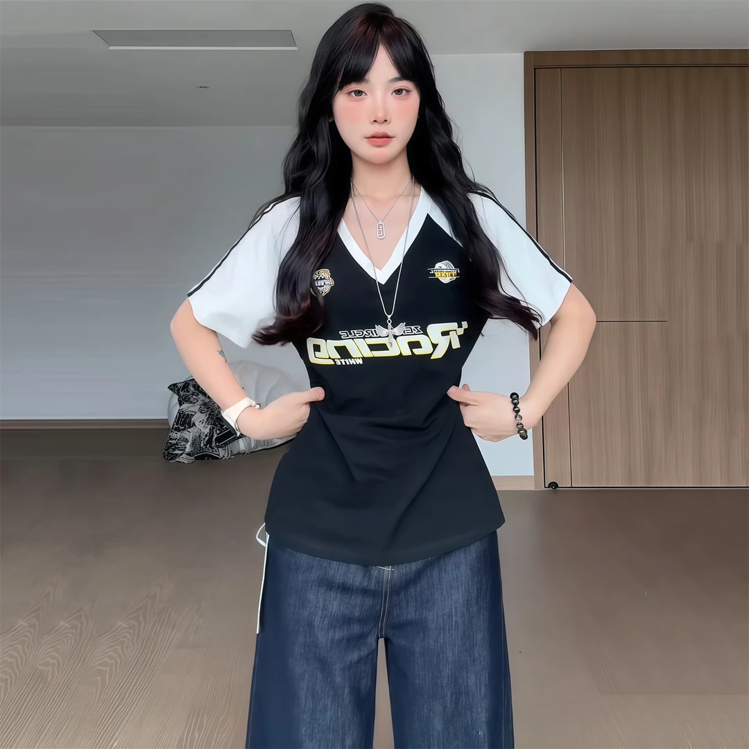 大码女装字母印花v领正肩短袖T恤女夏季新款撞色修身显瘦辣妹上衣
