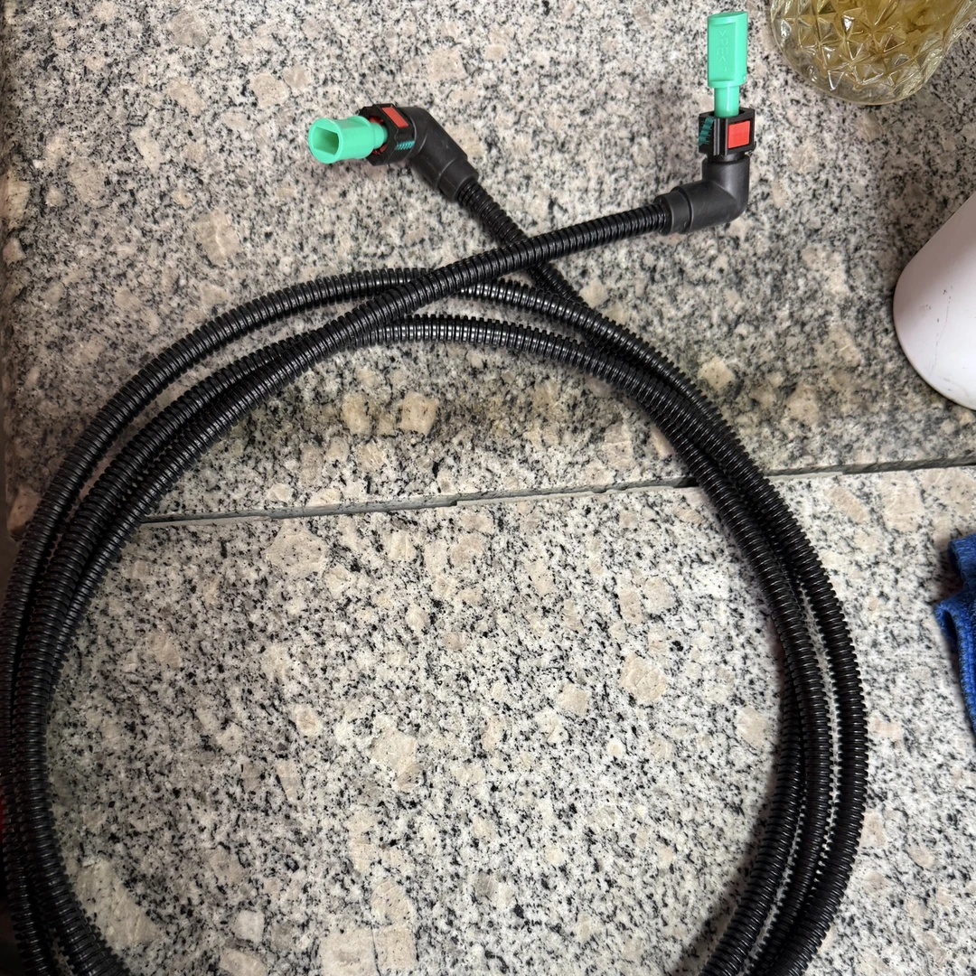 5801363762尿素管