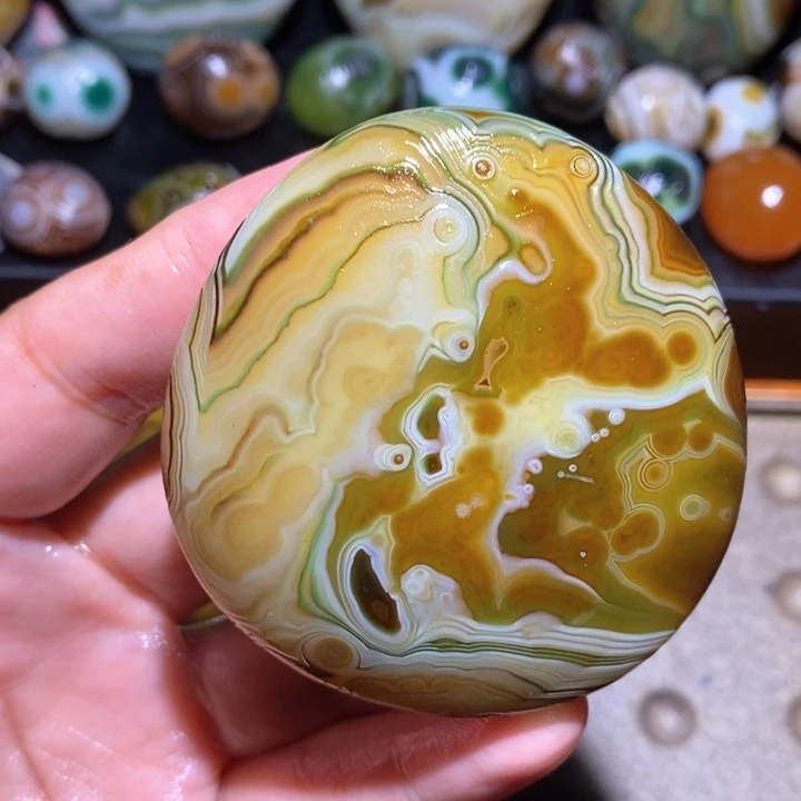 玛瑙/玉髓未镶嵌珠宝半成品