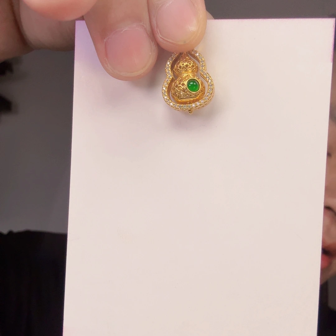 翡翠银S925镶嵌颈饰意见