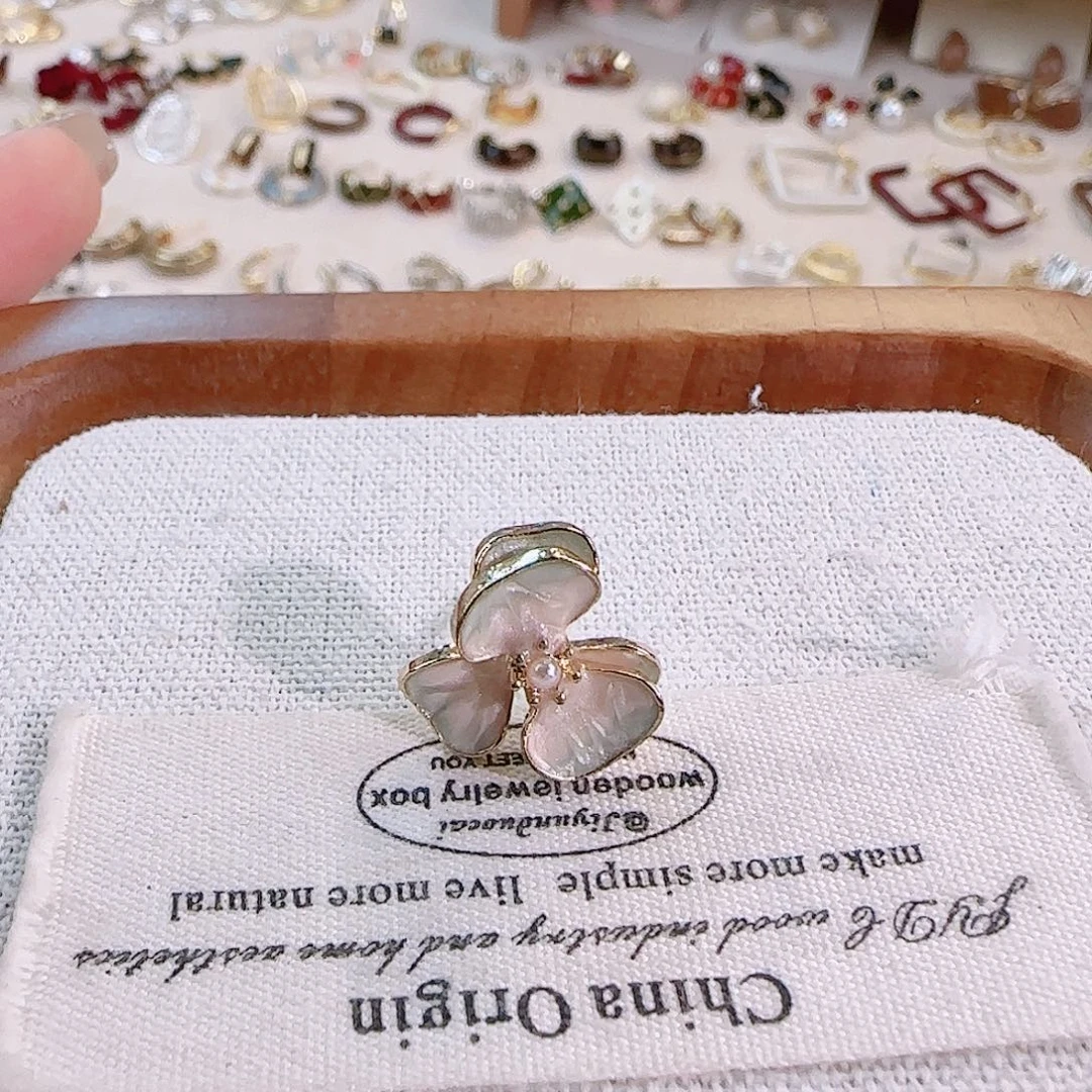 仿珍珠铜合金925银耳钉