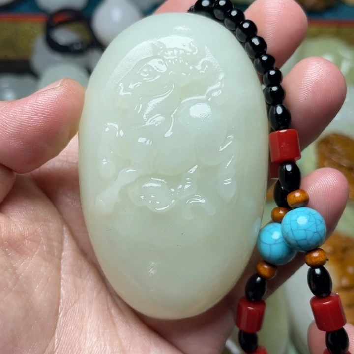 石材天然方解石手把件不退换