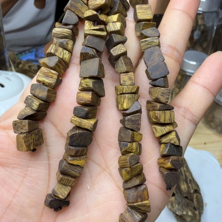 车挂钥匙挂件14克重