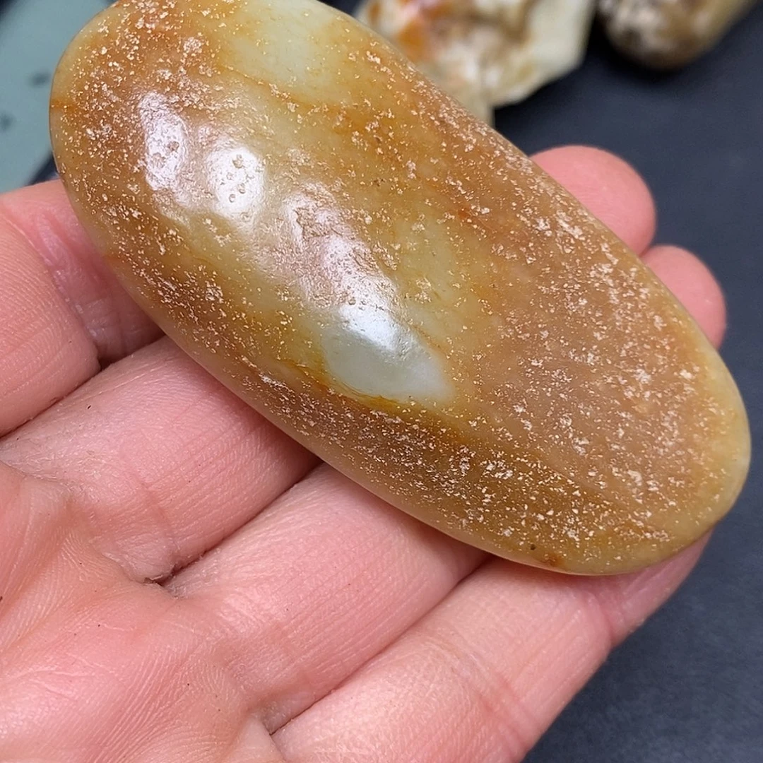 和田玉未镶嵌珠宝奇石