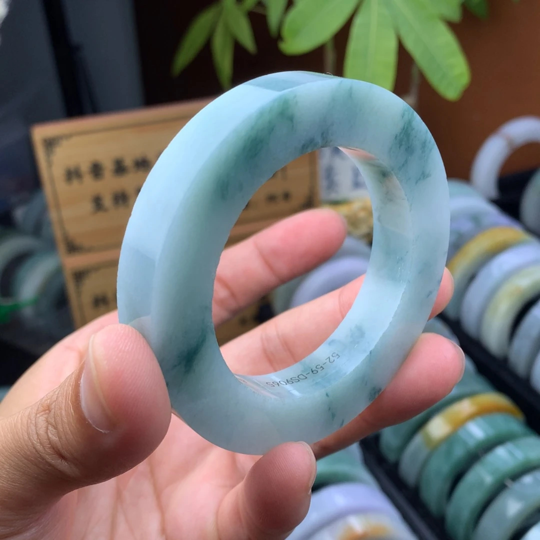 未镶嵌手镯定制翡翠定制手镯