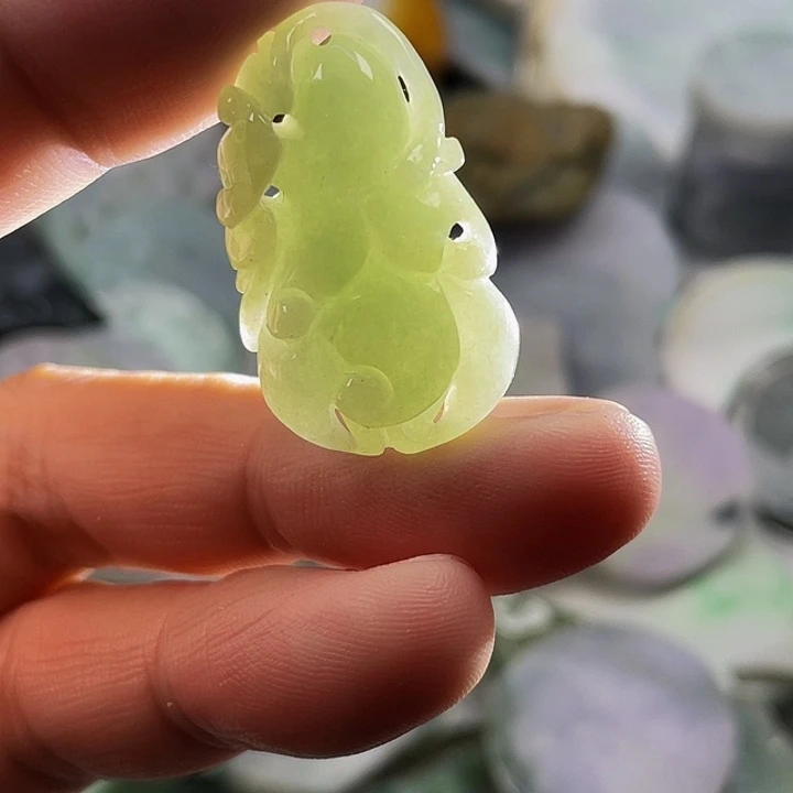 颈饰未镶嵌翡翠天然翡翠