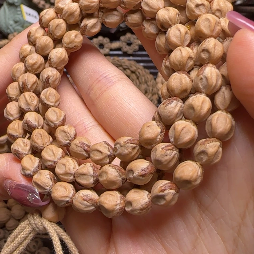 共***过柏香籽/百香籽吊坠