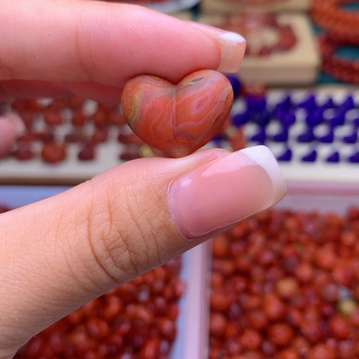 南红玛瑙屁桃未镶嵌63