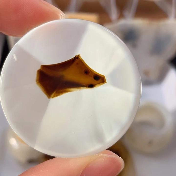 玛瑙/玉髓未镶嵌牌子