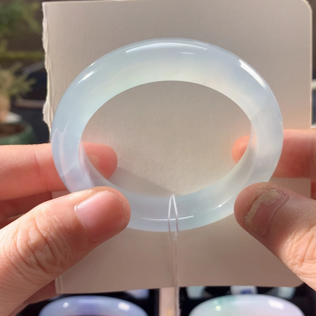 翡翠未镶嵌手镯冰润白月光