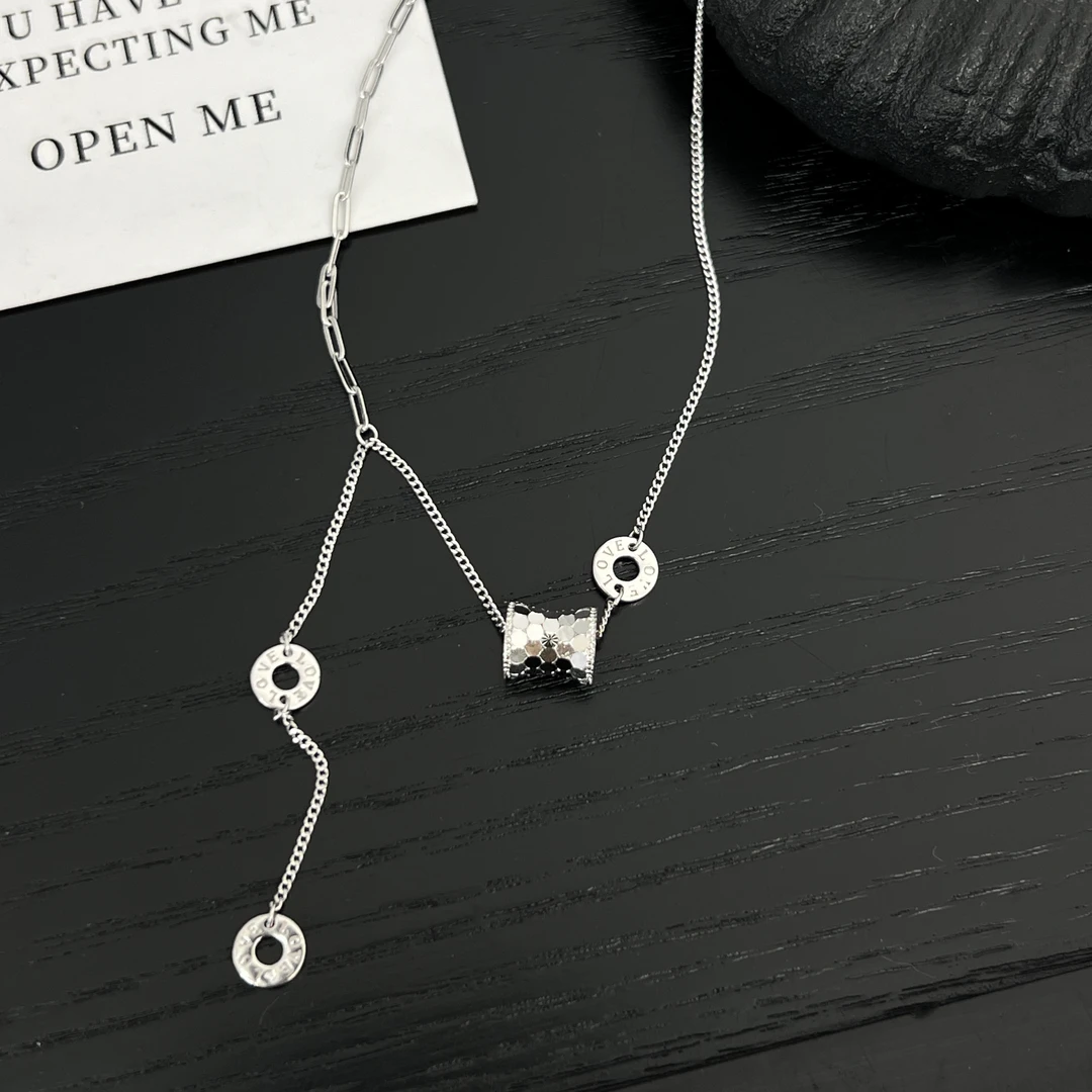 坠链均925银 《小蛮腰》简约小众设计感流苏路路通吊坠银项链40+5cm