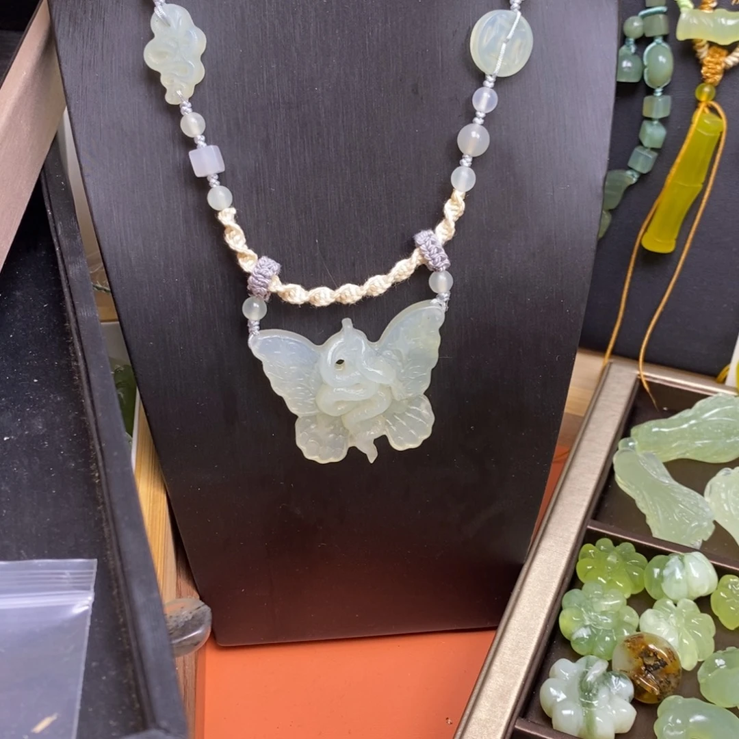 蛇纹石玉未镶嵌岫玉