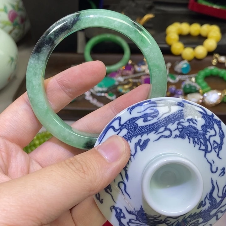 瓷片你不哈哈哈哈哈哈哈哈哈哈