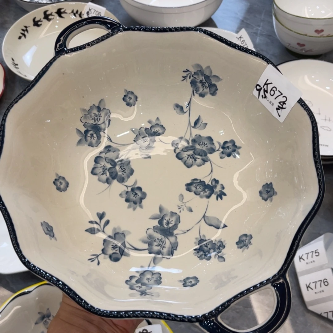 陶瓷微瑕餐具介意勿拍，满18飞！