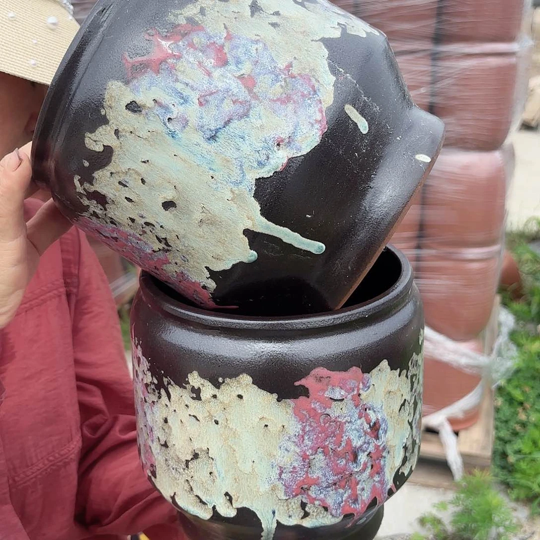 紫砂花盆油画两个口径20高度20