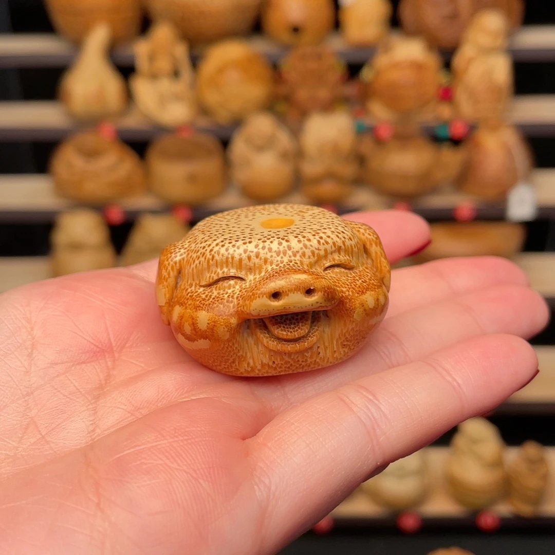 竹张念超竹雕猪头