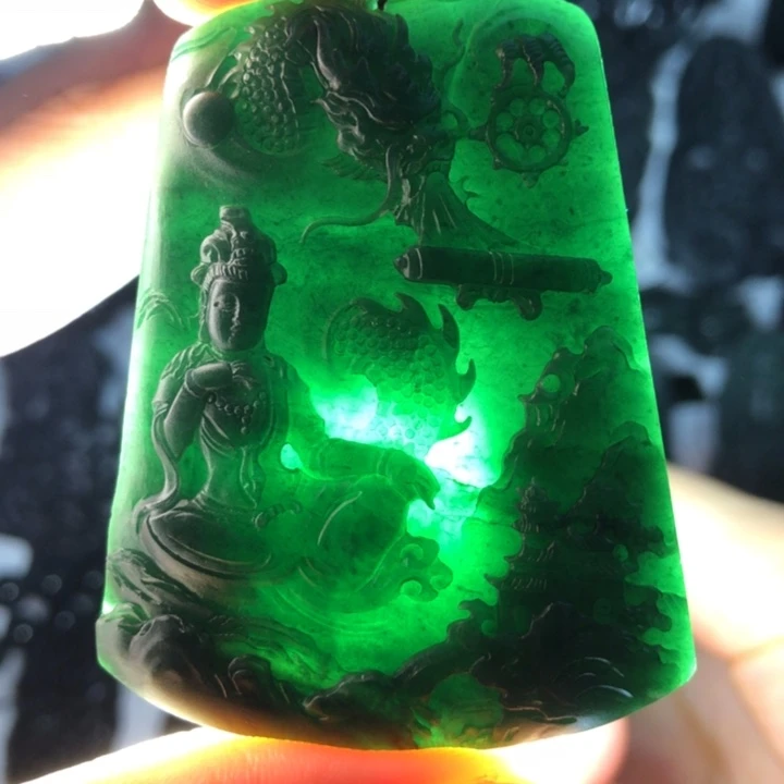 定制翡翠未镶嵌山水观音