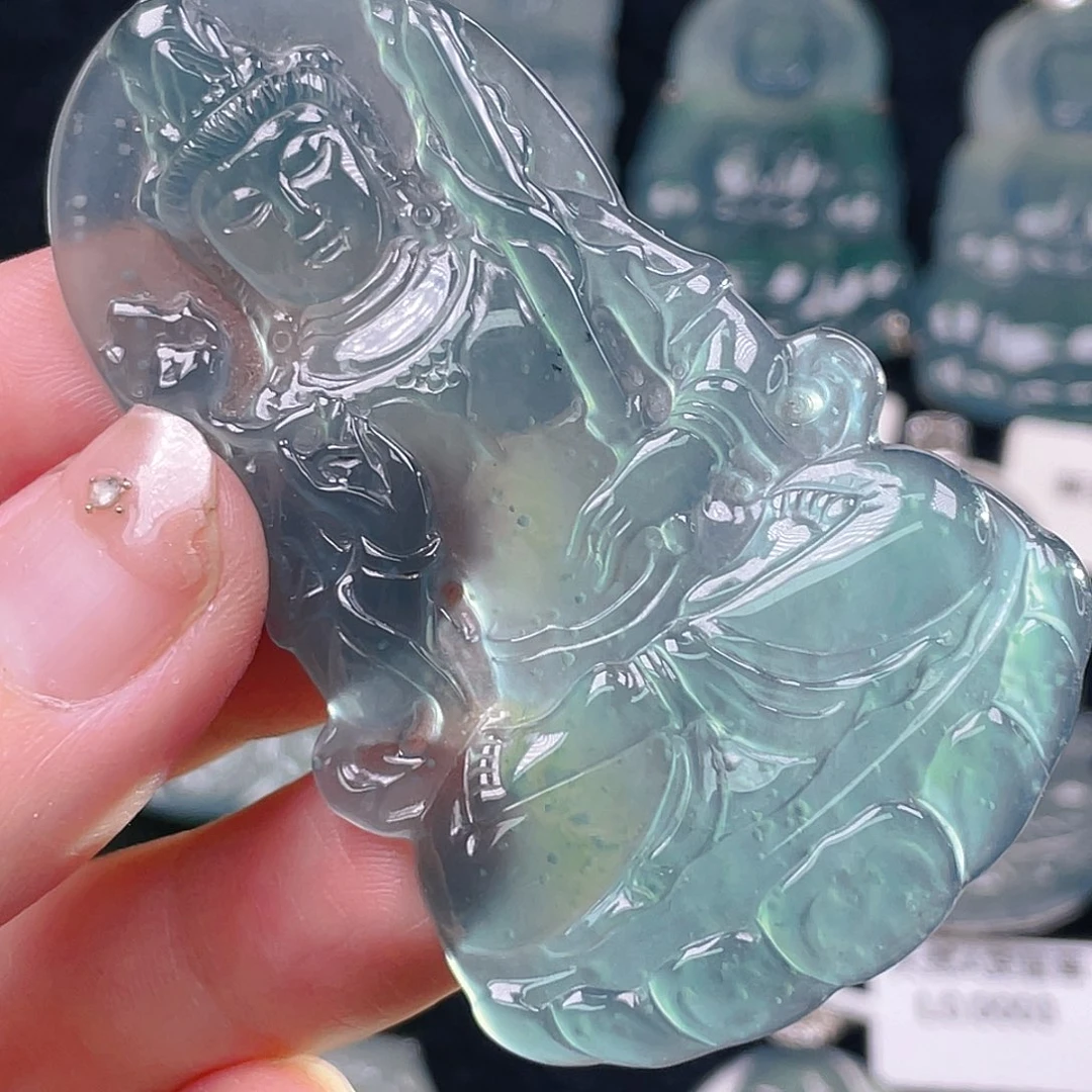 翡翠未镶嵌颈饰6，