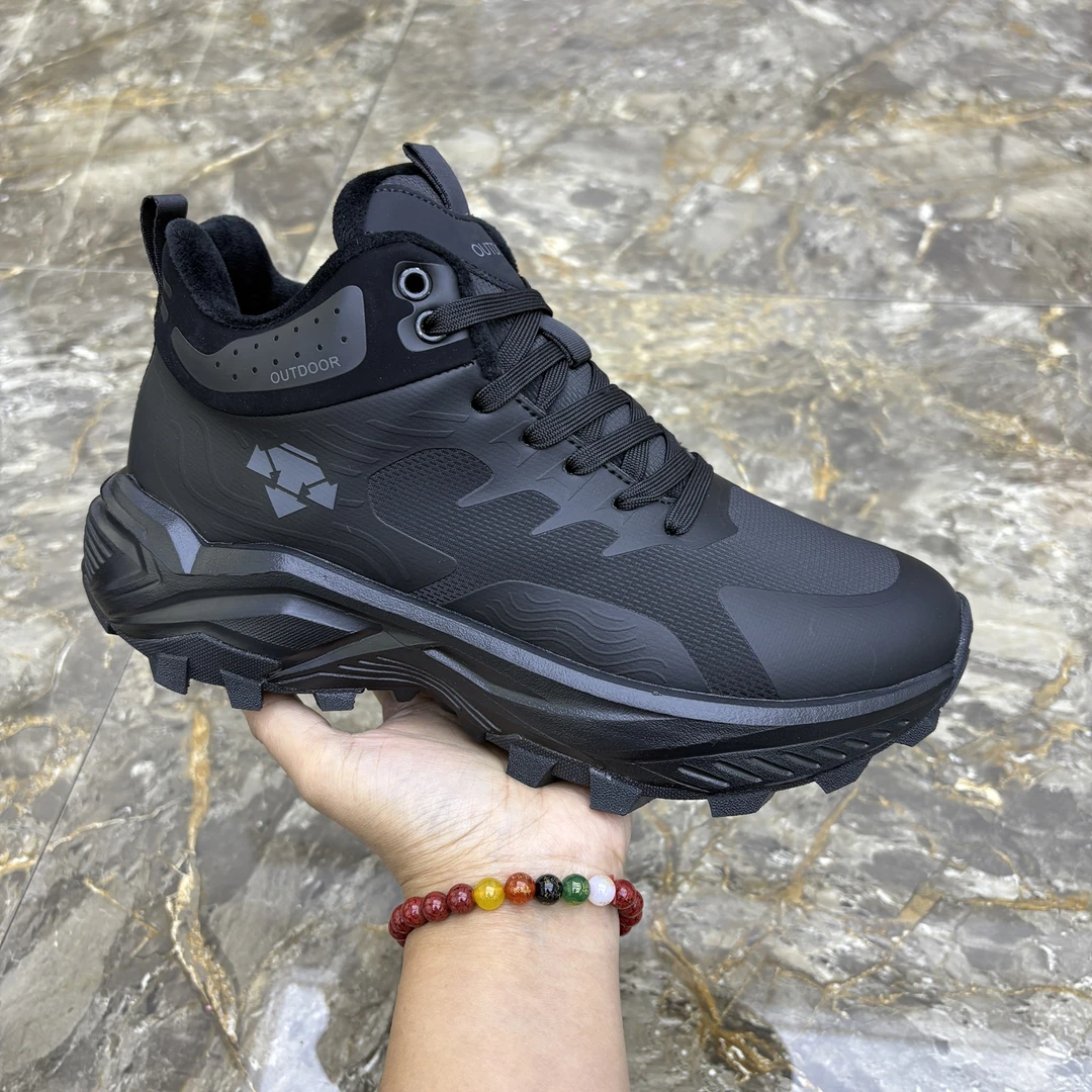 秋冬季高帮男士加棉休闲鞋保暖舒适百搭男鞋防滑耐磨底潮流运动鞋