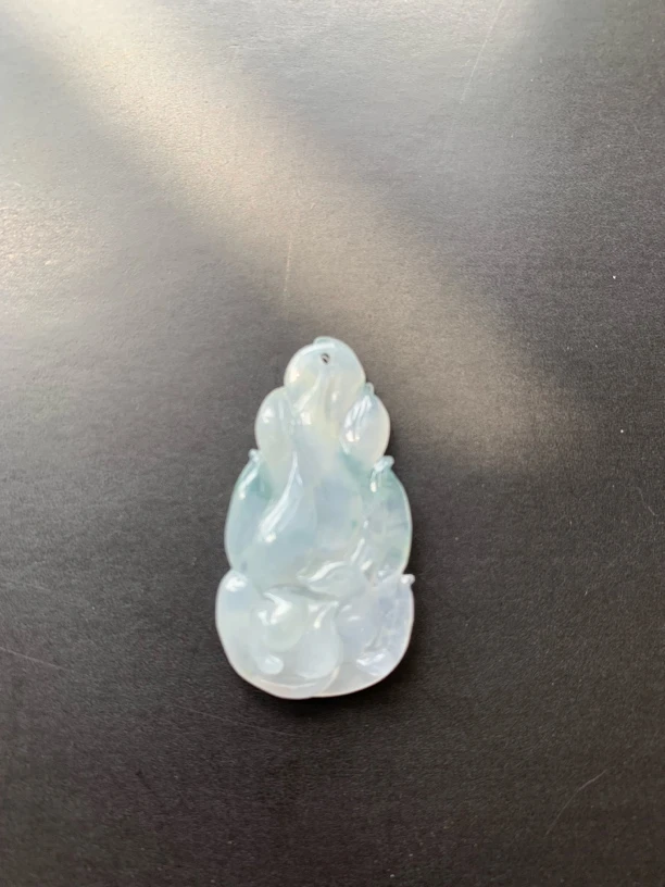 天然缅甸翡翠A货九尾狐吊坠护身旺运爱情招财精雕冰蓝花翠通透