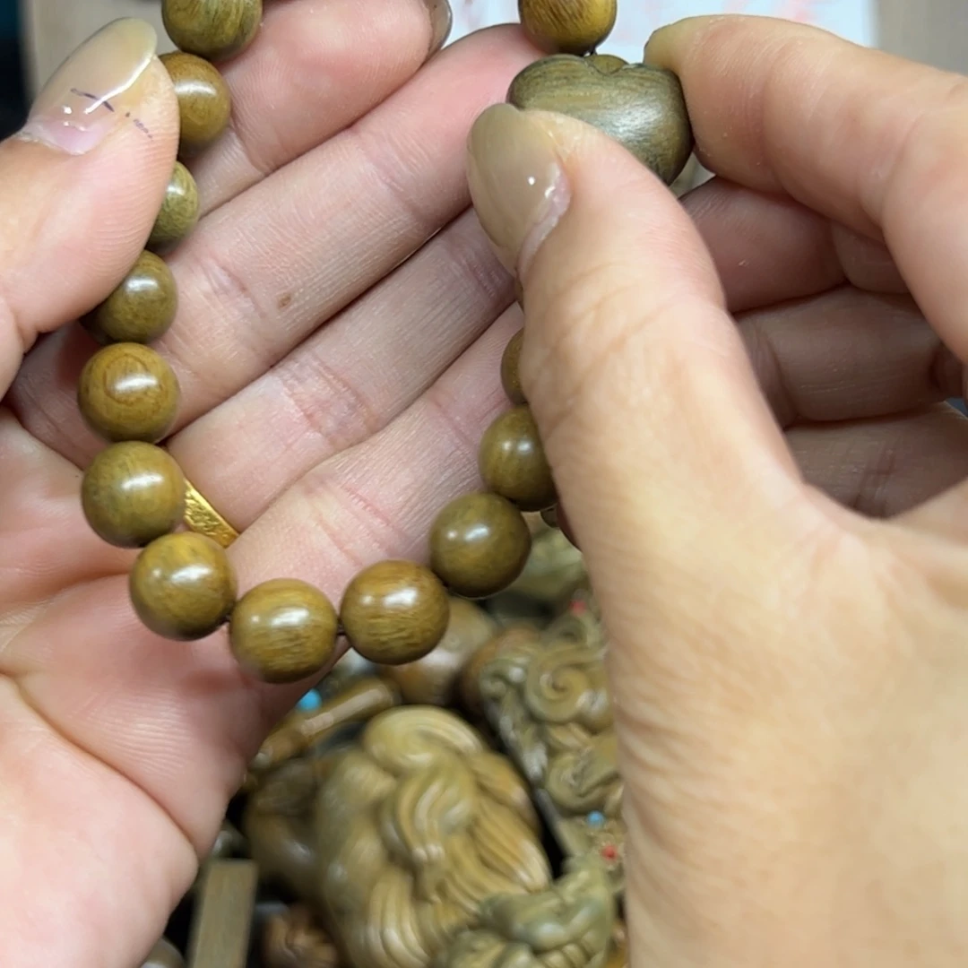 维腊木（绿檀）无事牌