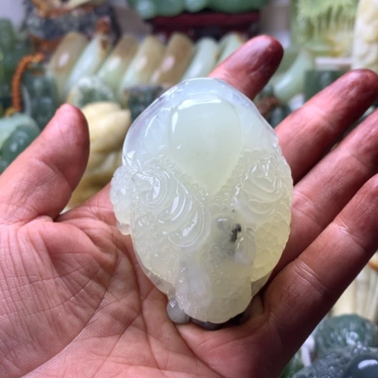 三***玄未镶嵌蛇纹石玉岫玉手把件
