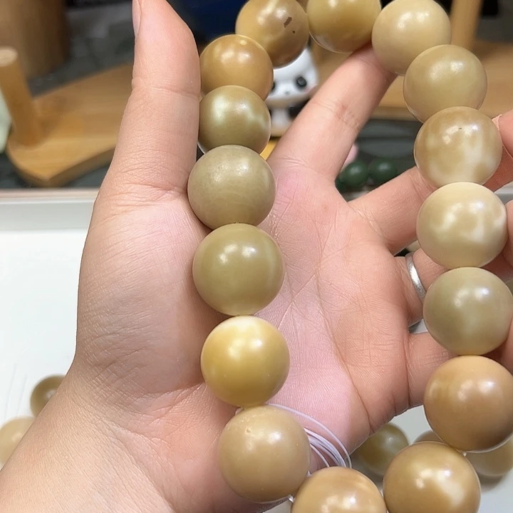 菩提根/象牙果吊坠L****?