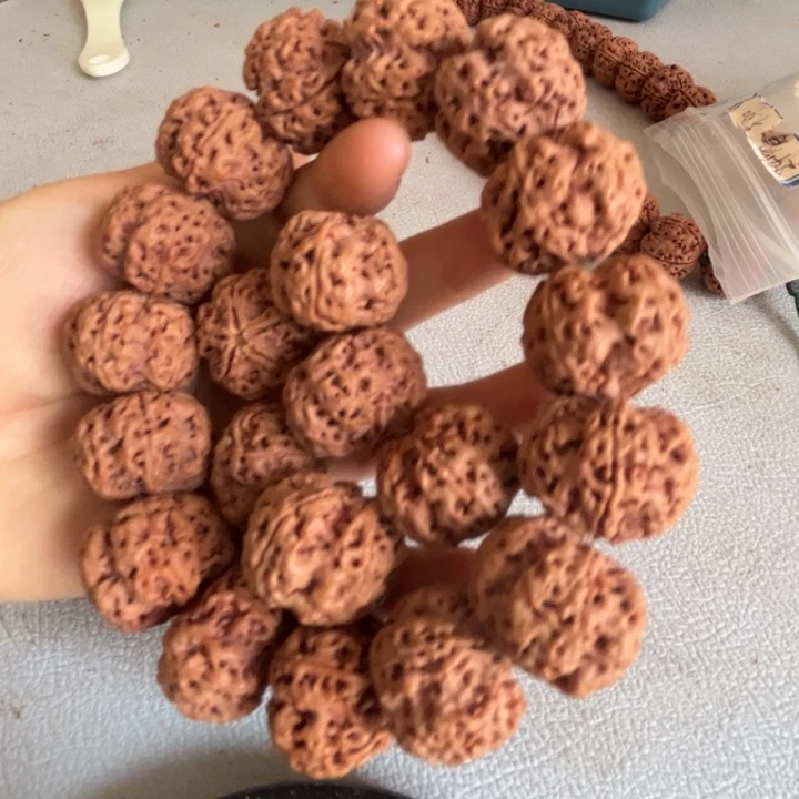 金刚菩提吊坠24mm高强镂6@1902