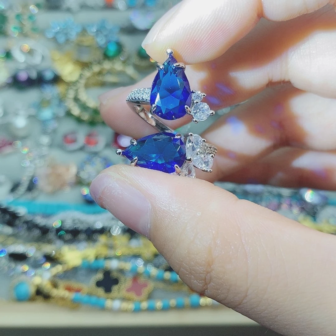 【闪购商品】银S925镶嵌耳饰托帕石