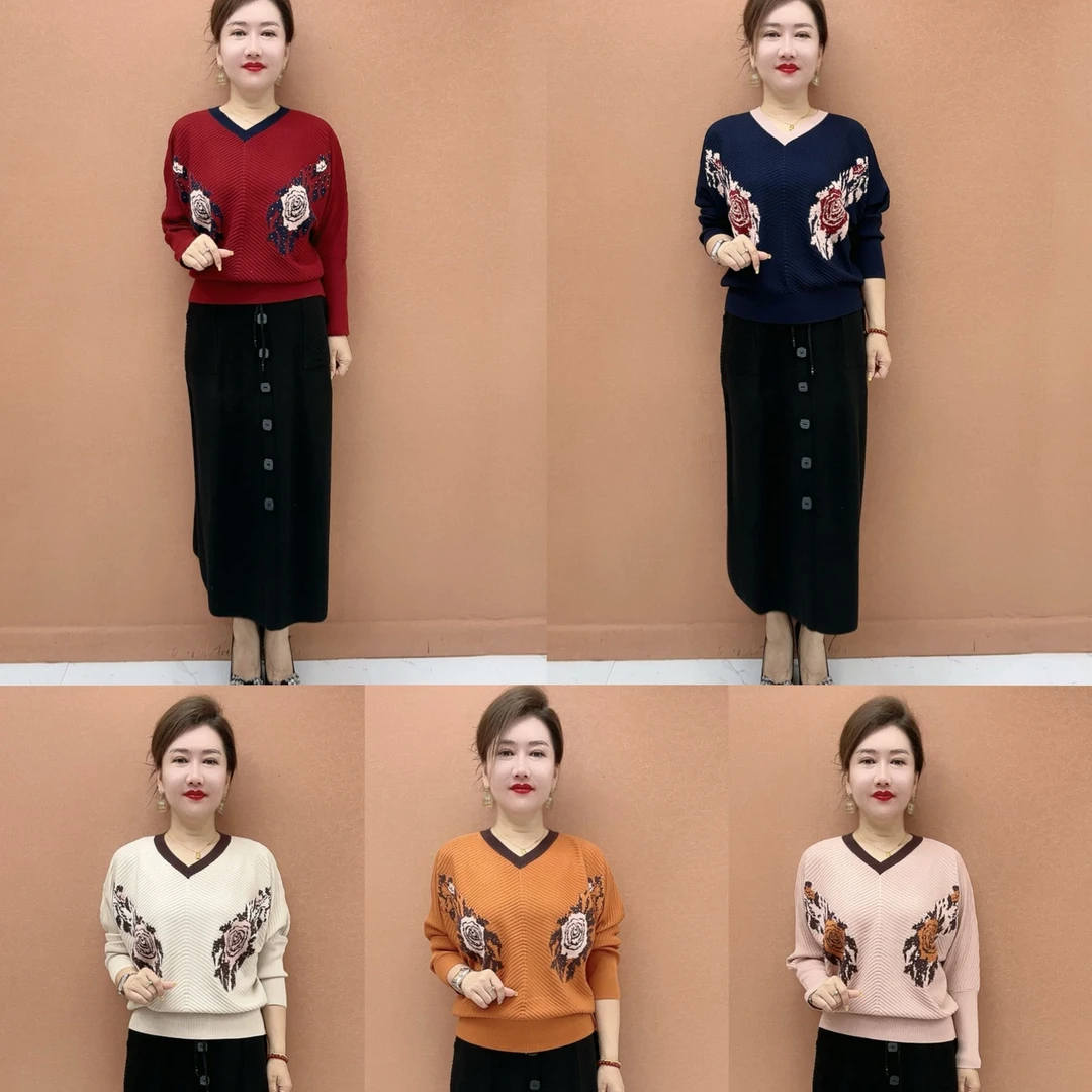 SZ 早秋新款中年女装V领定位花设计套头针织衫