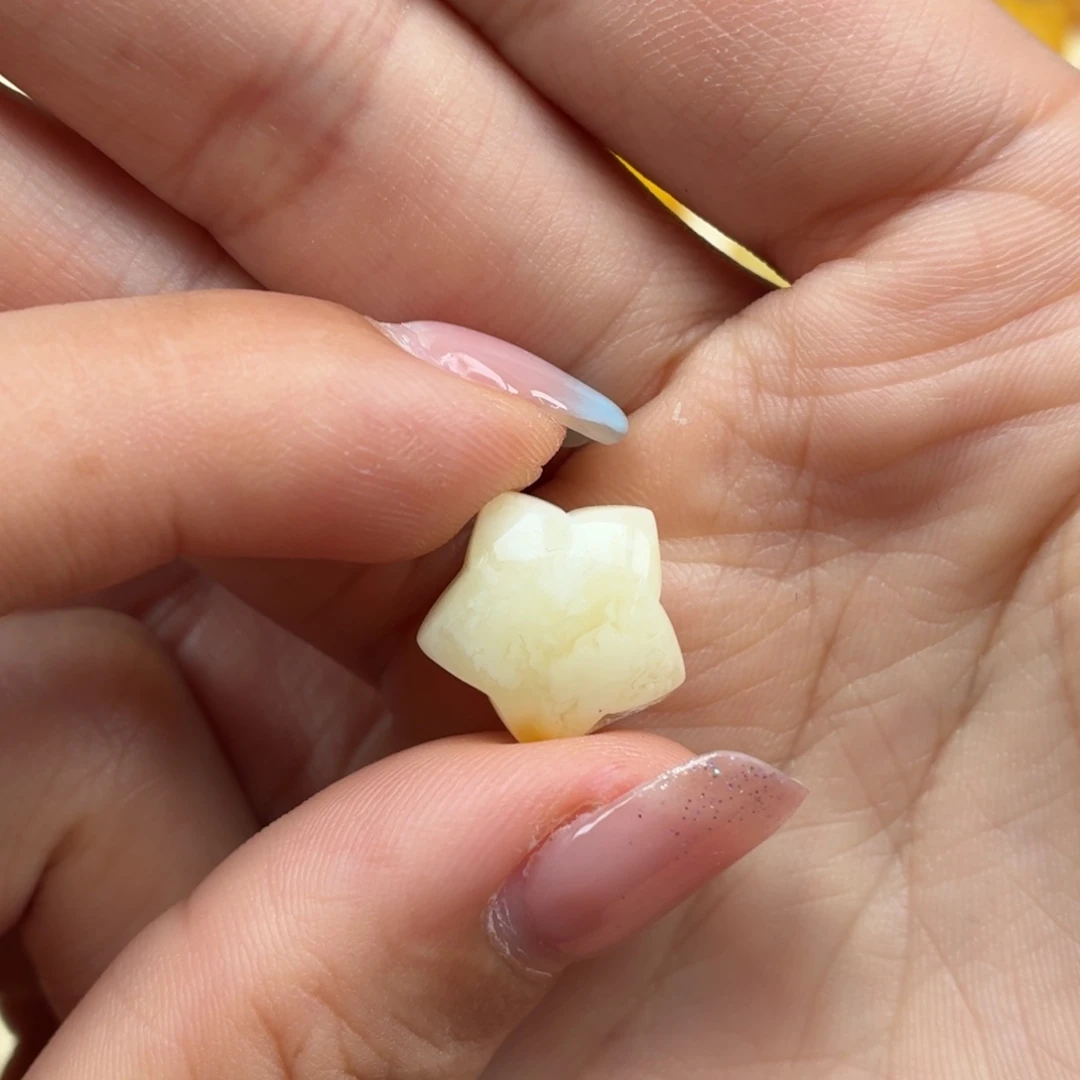 琥珀未镶嵌裸石蜜蜡