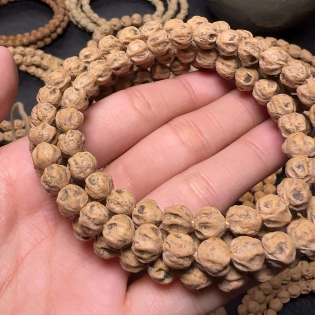 柏香籽/百香籽吊坠董*多