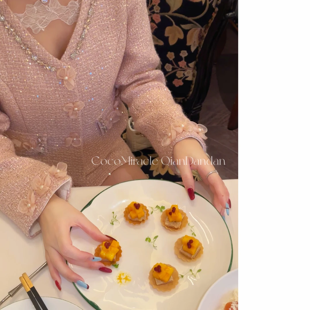 【钱丹丹】新款羊毛V领立体花朵小香套装WL6TZ9129