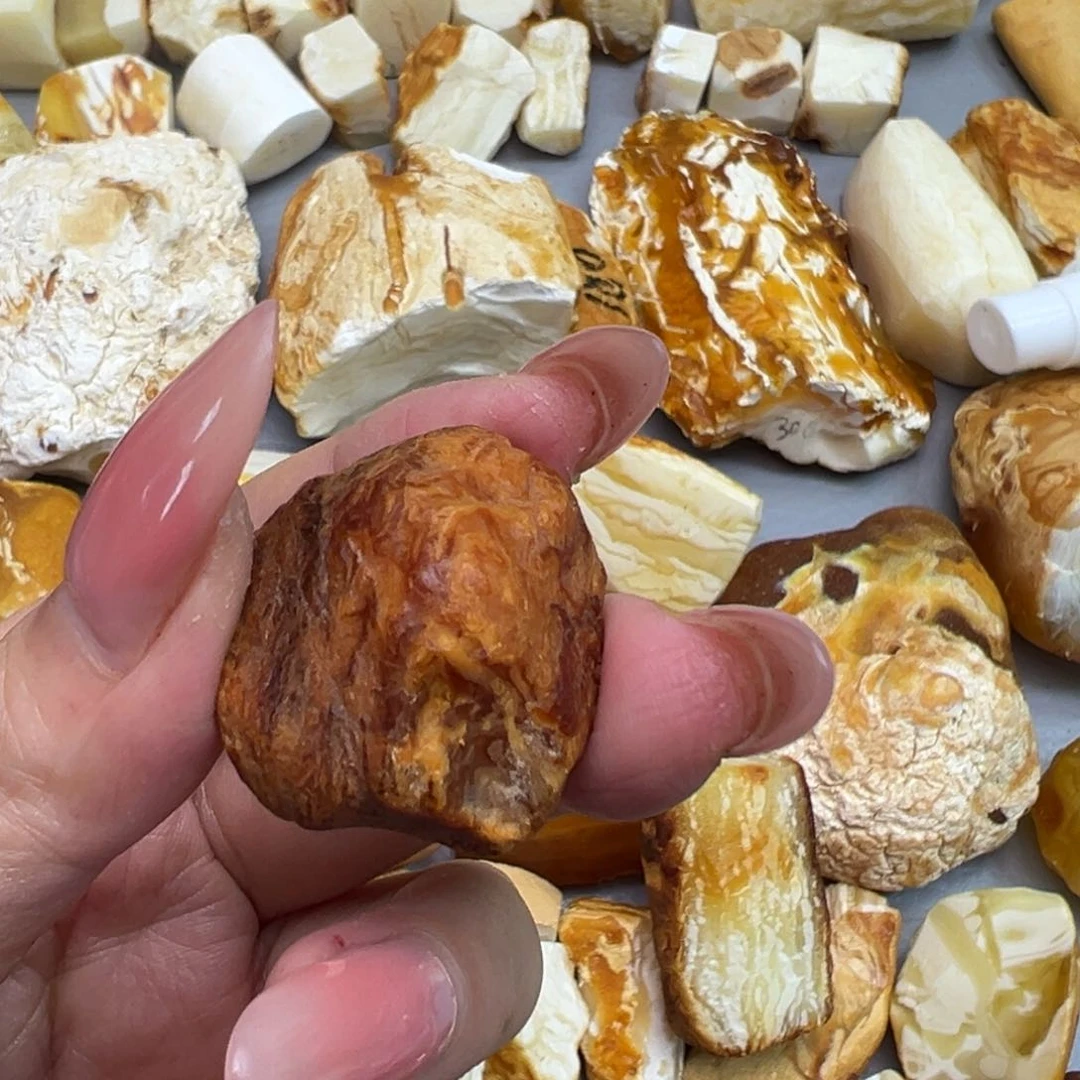 定制琥珀未镶嵌?****蜜蜡