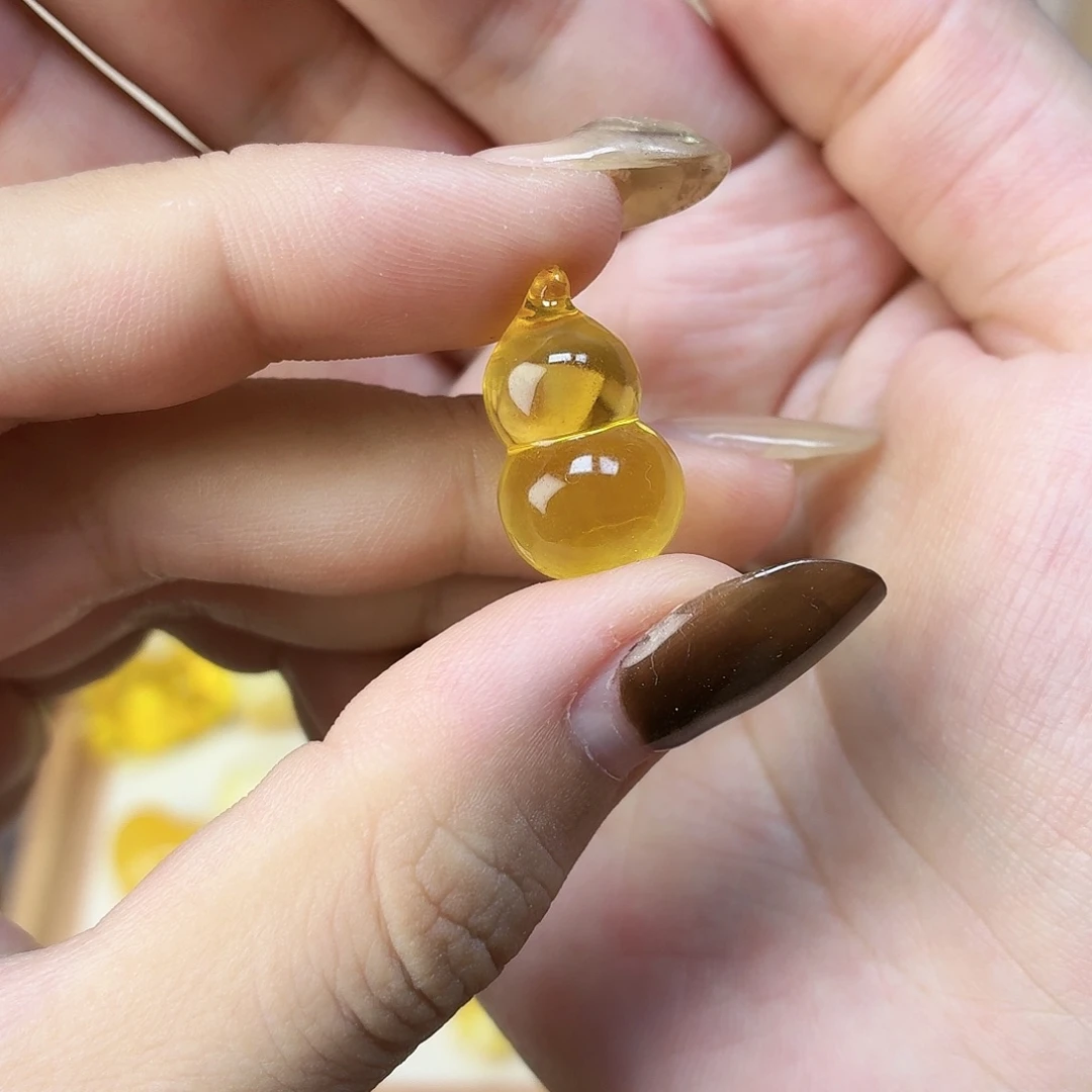 琥珀未镶嵌裸石福利