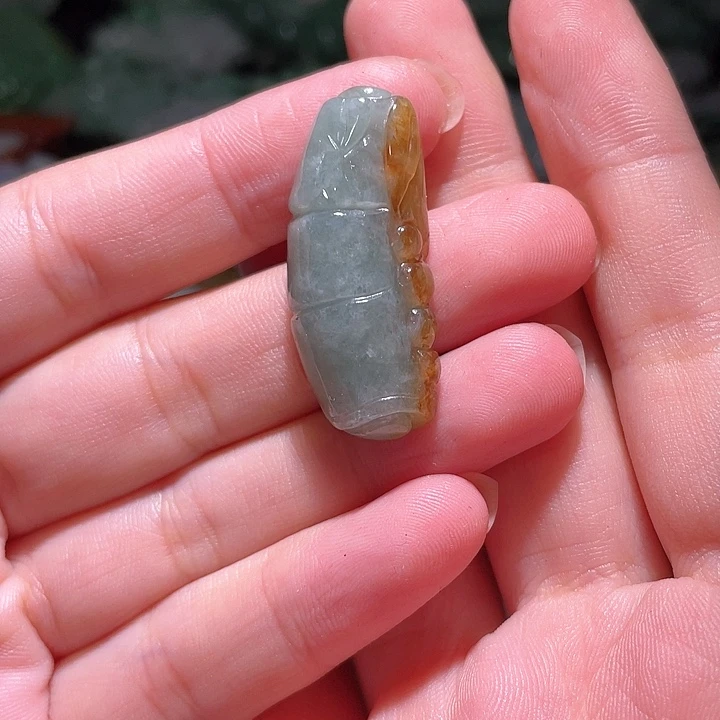 颈饰未镶嵌翡翠天