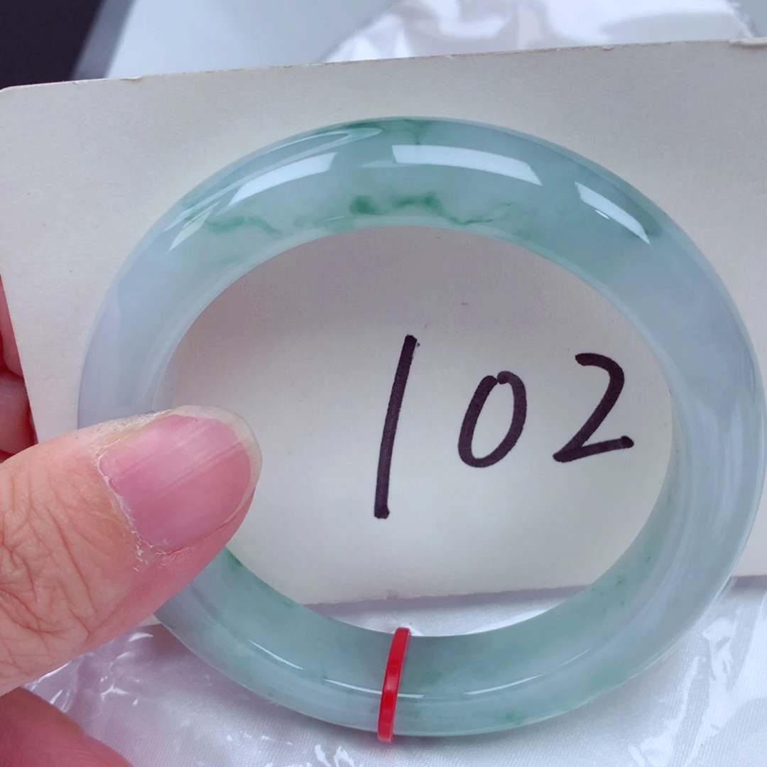 翡翠未镶嵌手镯翡翠