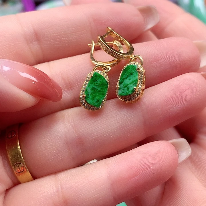 翡翠银S925镶嵌颈饰翡翠